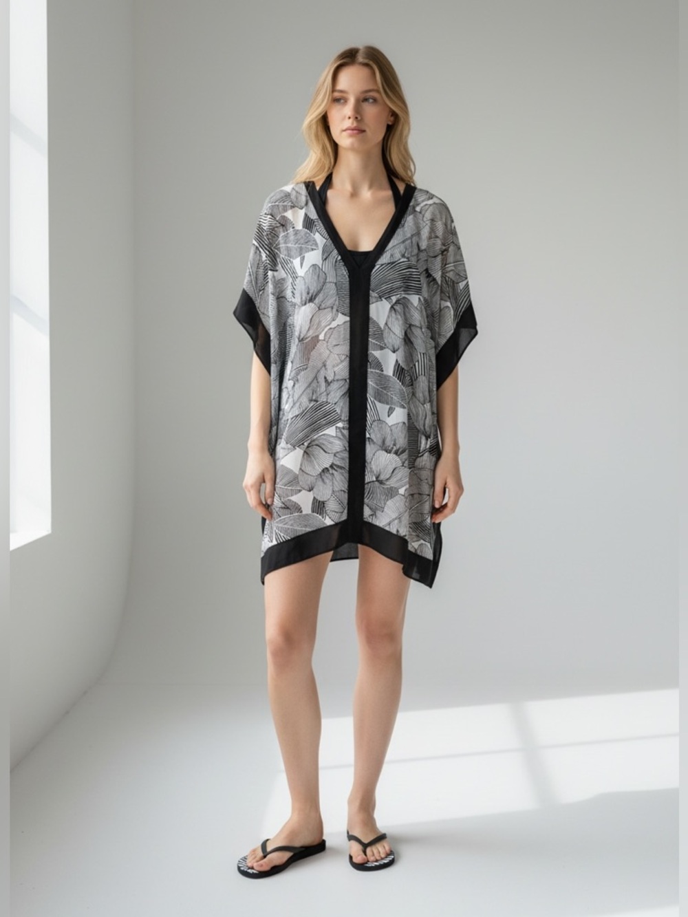 Merona Black & White Leaf-Print Swim Cover